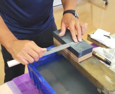 【9月2日(火)】総火作り刃物職人に学ぶ、包丁研ぎ教室